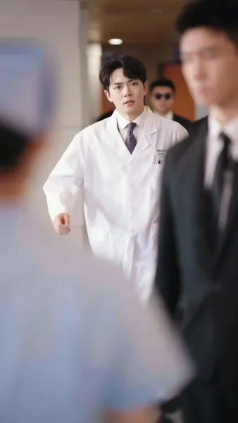 แม่จ๋า หนูพาพ่อมาช่วยแล้ว