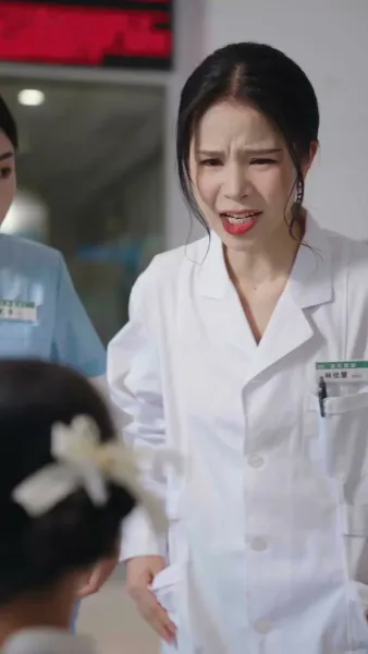 แม่จ๋า หนูพาพ่อมาช่วยแล้ว