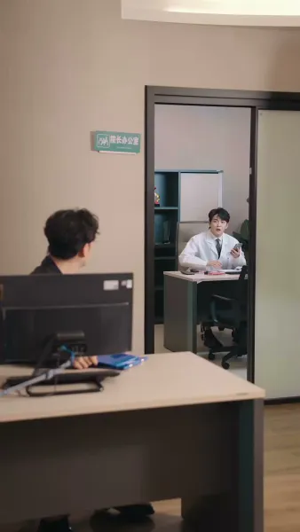 แม่จ๋า หนูพาพ่อมาช่วยแล้ว