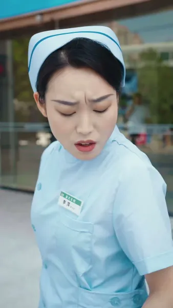 แม่จ๋า หนูพาพ่อมาช่วยแล้ว