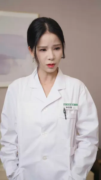 แม่จ๋า หนูพาพ่อมาช่วยแล้ว