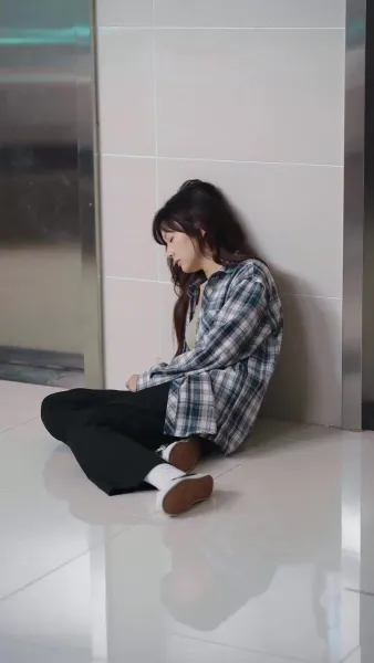 แม่จ๋า หนูพาพ่อมาช่วยแล้ว