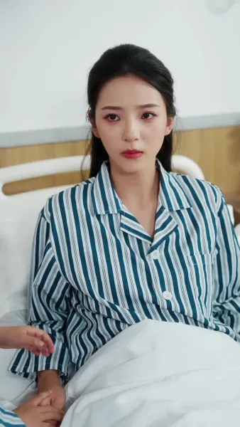 เส้นสายสีแดงที่ขาดหาย