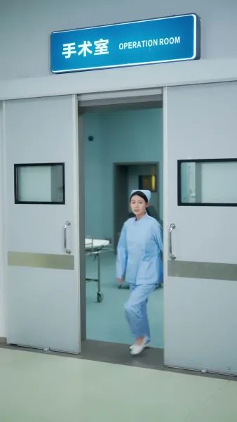 เส้นสายสีแดงที่ขาดหาย