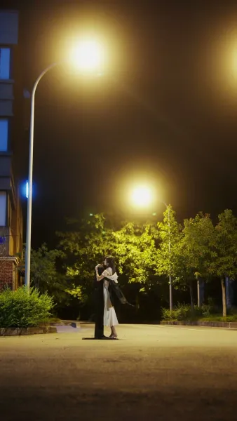 เส้นสายสีแดงที่ขาดหาย