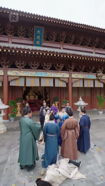 ปี่เซียะจุติเป็นลูกสาว หนุนพ่อขึ้นเป็นฮ่องเต้