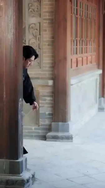 สาวระบำสิงโตผู้ตื่นขึ้น