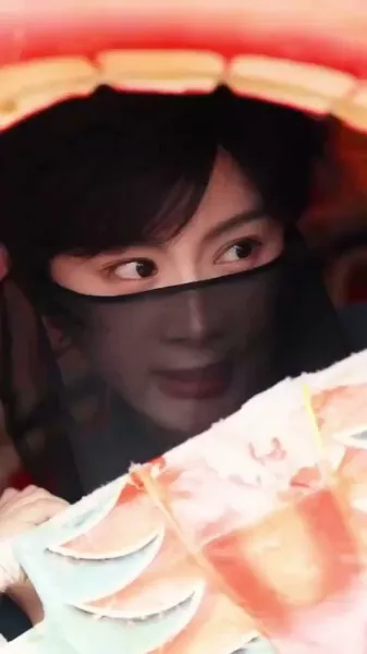 สาวระบำสิงโตผู้ตื่นขึ้น