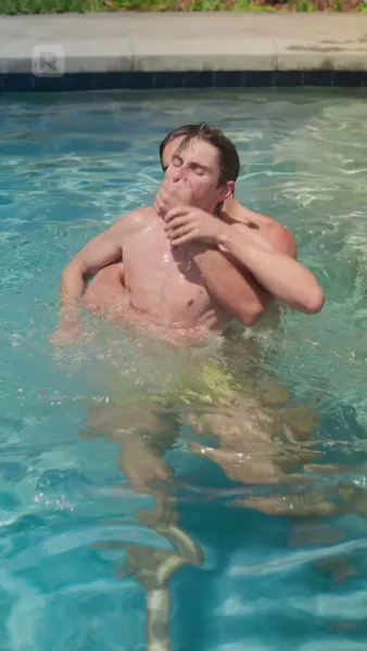 แหวกว่ายไปให้ถึงใจนาย