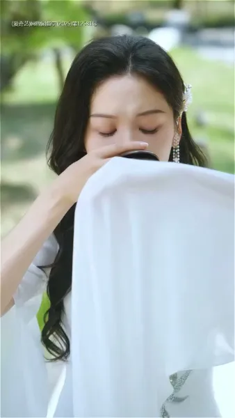 นางคือภริยาของข้า