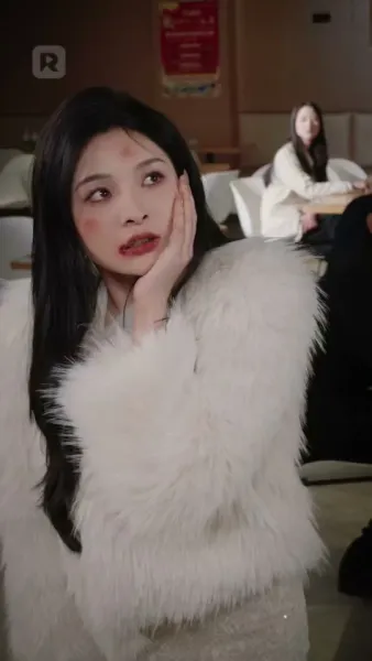 รักหลอกลวง