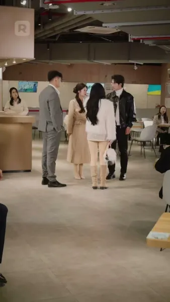 รักหลอกลวง