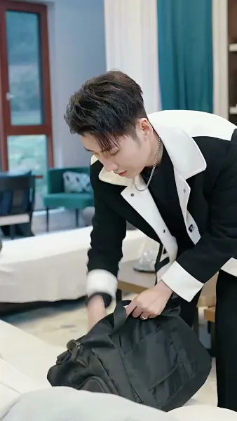 ใจเขายากจะหยั่งถึง