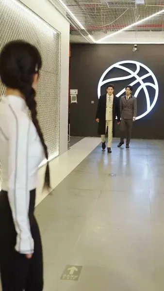 รักนี้แรงเกินร้อย