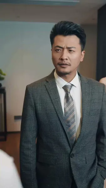 คุณพ่อมหาเศรษฐี ล้างแค้น(พากย์เสียง)