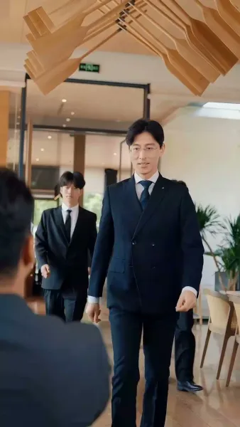 คุณพ่อมหาเศรษฐี ล้างแค้น(พากย์เสียง)