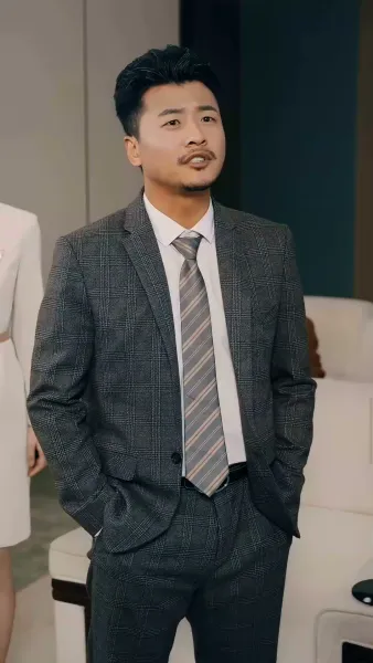 คุณพ่อมหาเศรษฐี ล้างแค้น(พากย์เสียง)