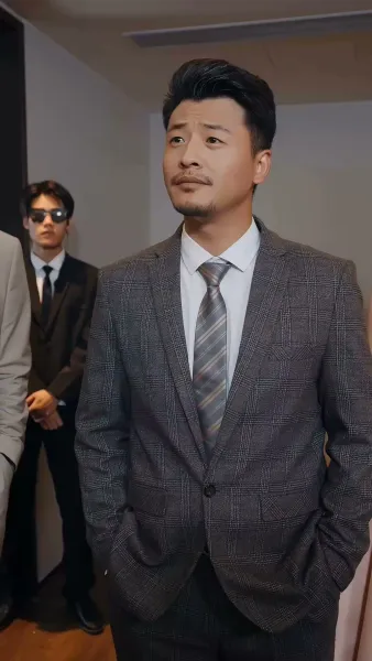 คุณพ่อมหาเศรษฐี ล้างแค้น(พากย์เสียง)