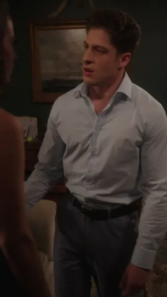 ท่านผู้หญิงของท่าน   เป็นผู้บริหารคุ้มกัน