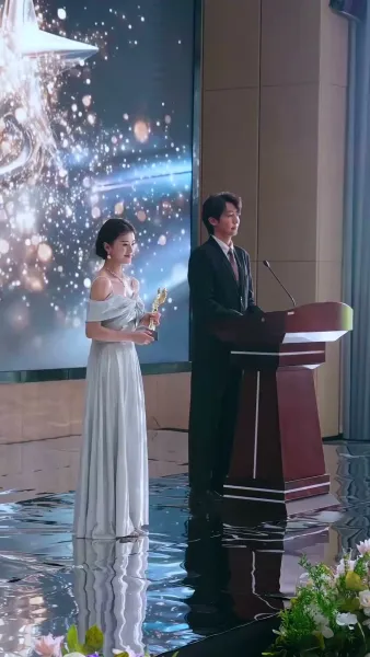 รักนี้ขอจบก่อนนางเอกมา