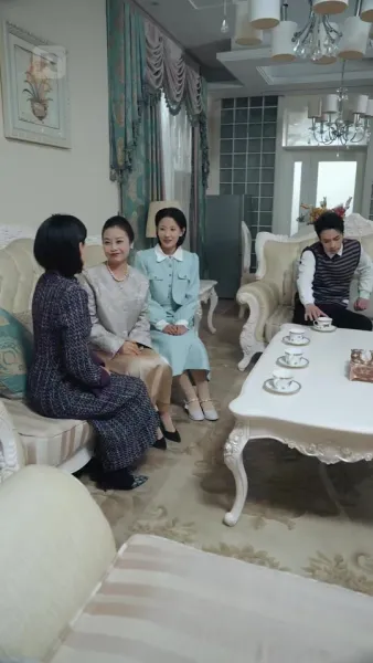 รักสลับวัย