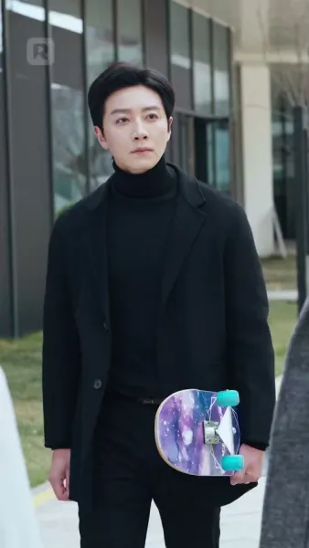 รักสลับวัย