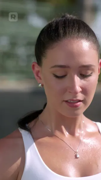 ราชินีแห่งสนามสักหลาด