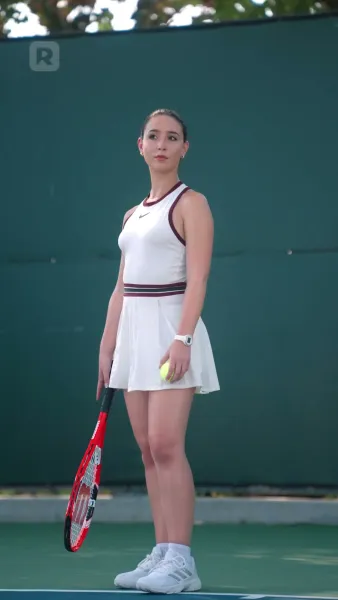 ราชินีแห่งสนามสักหลาด