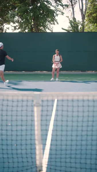 ราชินีแห่งสนามสักหลาด