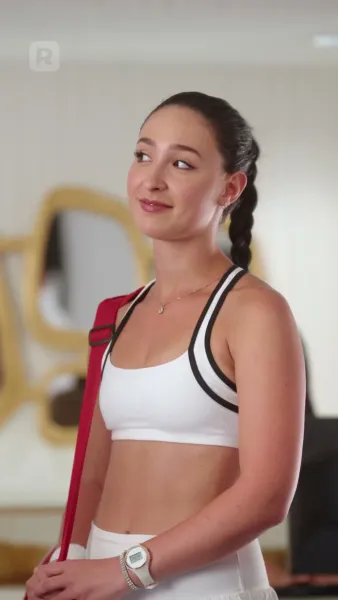 ราชินีแห่งสนามสักหลาด