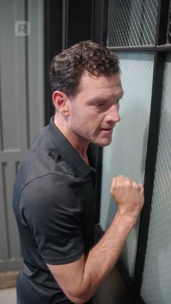 ราชินีแห่งสนามสักหลาด