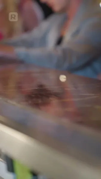 ราชินีแห่งสนามสักหลาด