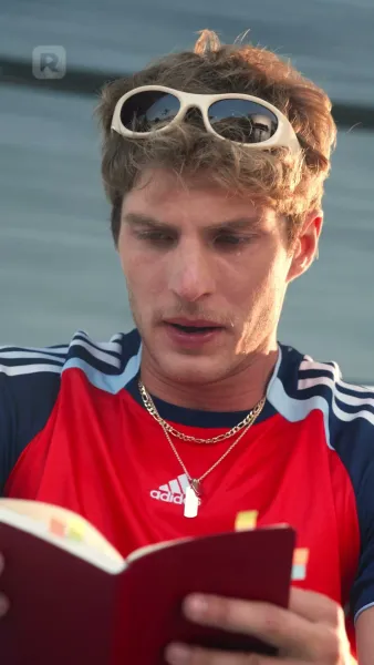 ราชินีแห่งสนามสักหลาด