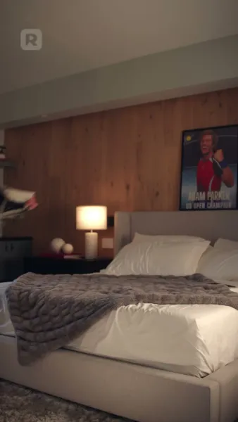 ราชินีแห่งสนามสักหลาด