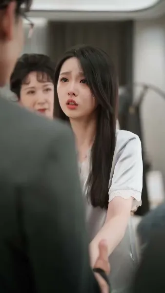 ท่านเผด็จการคลั่งรัก