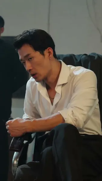 ท่านเผด็จการคลั่งรัก