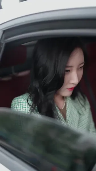 ท่านเผด็จการคลั่งรัก