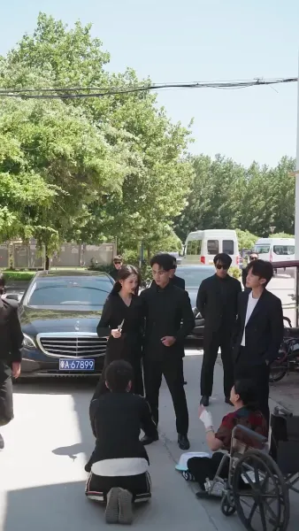 ท่านเผด็จการคลั่งรัก