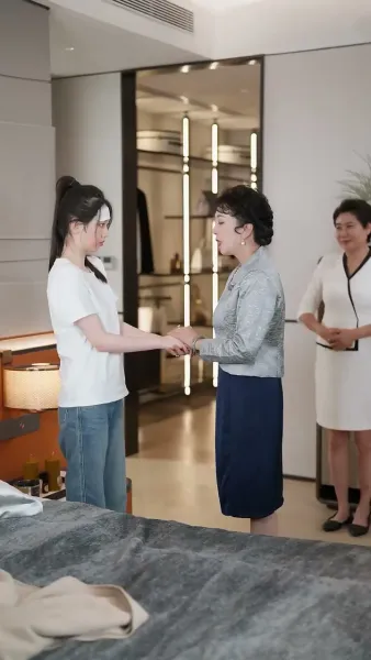 ท่านเผด็จการคลั่งรัก