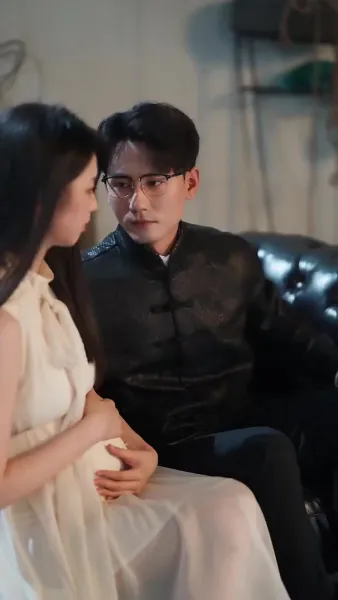 ท่านเผด็จการคลั่งรัก