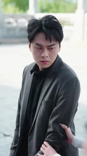 อาจารย์เวทย์มหาเทพกลับมาแล้ว