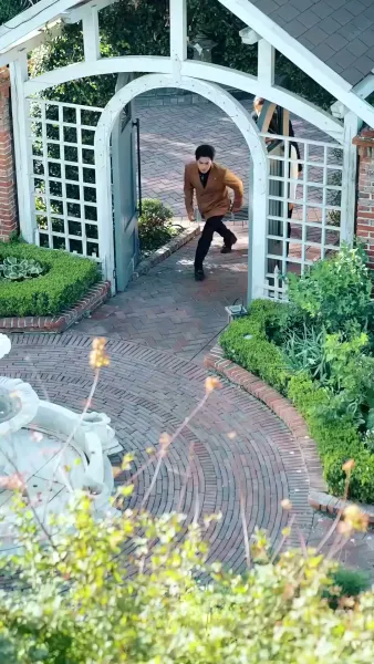 ปล่อยมืออดีตมาพบรักใหม่