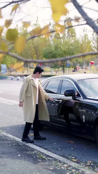 กุหลาบบาน รักลึก