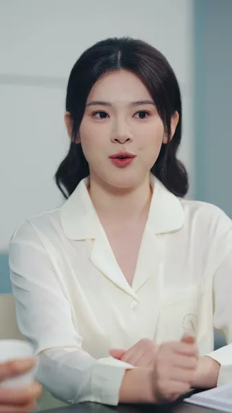 กุหลาบบาน รักลึก