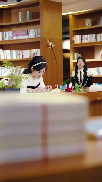 กุหลาบบาน รักลึก