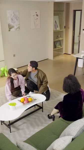 กุหลาบบาน รักลึก