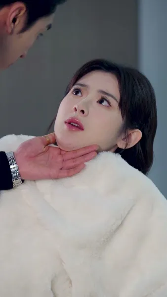 กุหลาบบาน รักลึก