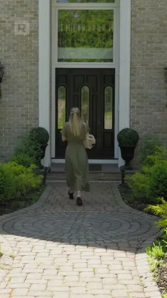 ทายาทสาวกลับมาเอาคืน