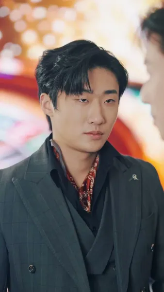 ปรมาจารย์ไร้เทียมทาน บุตรแห่งความลับ