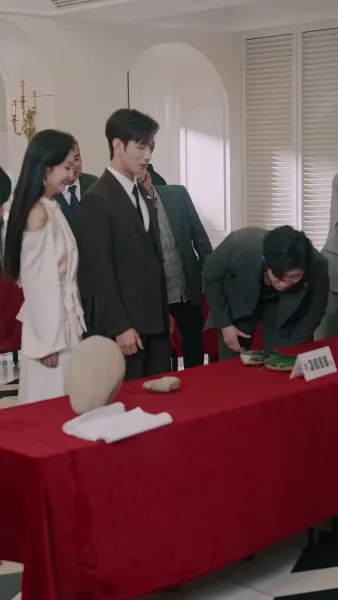 ปรมาจารย์ไร้เทียมทาน บุตรแห่งความลับ